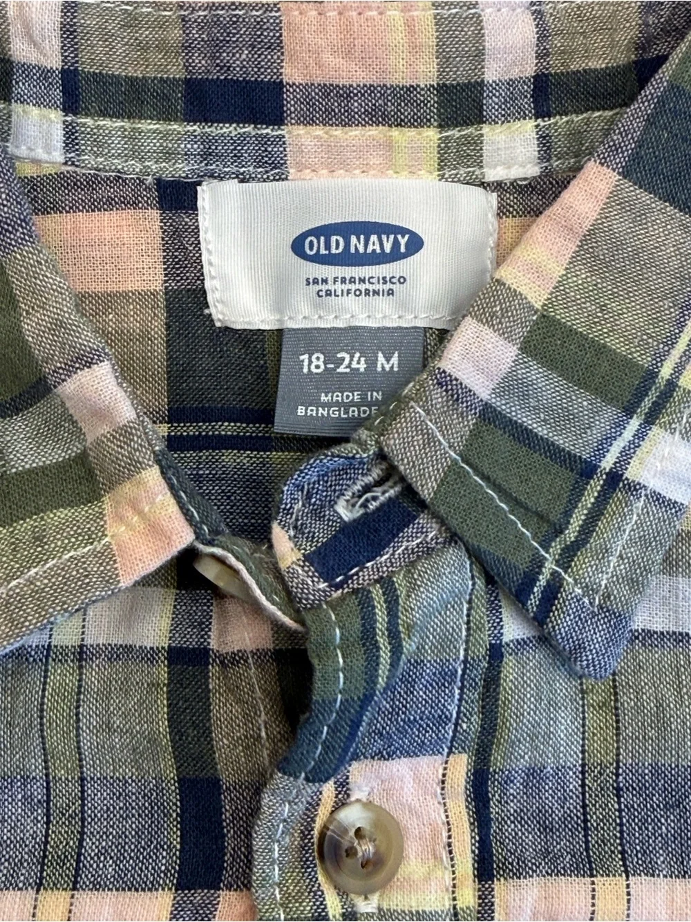 NWT Old Navy 18-24M Plaid Button-Up Shirt & Shark Print Chino Pants Outfit Set